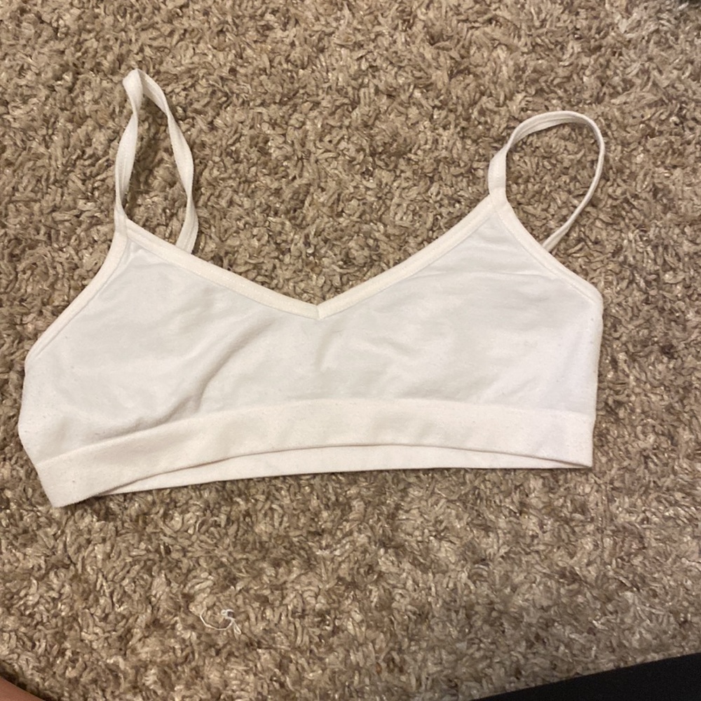 GIRLS SMALL BRAS! - Picture 8 of 9